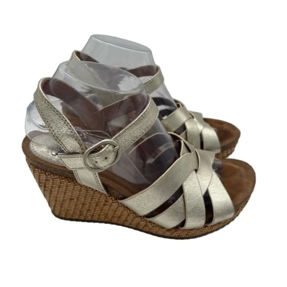 Naturalizer Wedge Sandals Women's Size 9 M Gold Metallic Leather Espadrille